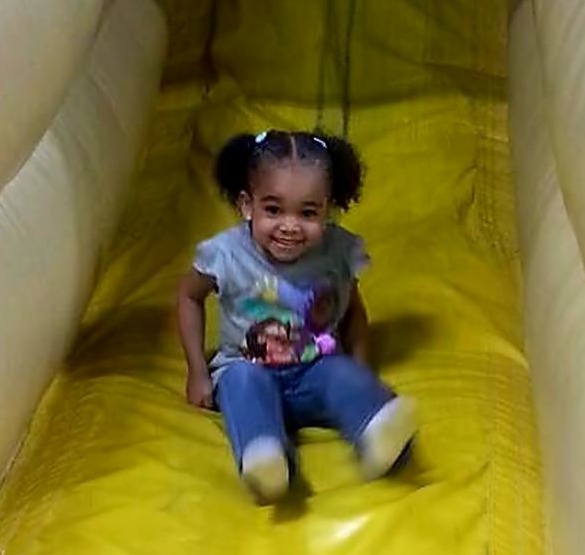 Averie image 7